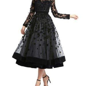 Mac Duggal Long-Sleeve Tea-Length Floral Applique Cocktail Dress Sz 4